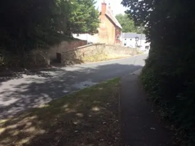 Blounts Court crossing