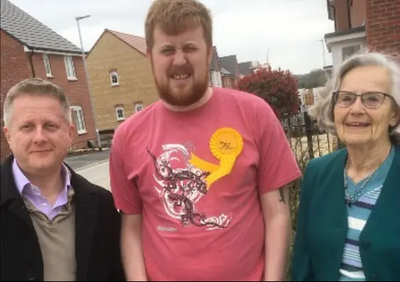 Councillors Ann Richards and Andy Spry with Jamie Taylor
